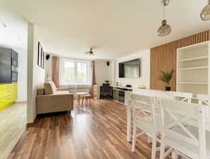 Living area - Gdynia Marina Harmony Apartment (Gdynia)
