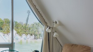 تلفزيون، كُتُب