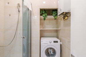 Bathroom - Matejki Central Apartment (Katowice)