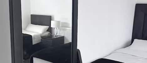 3 bedrooms, WiFi, bed sheets