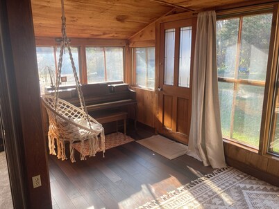 Private 2-bedroom cabin on 75 acres in quaint Royalston for a relaxing stay