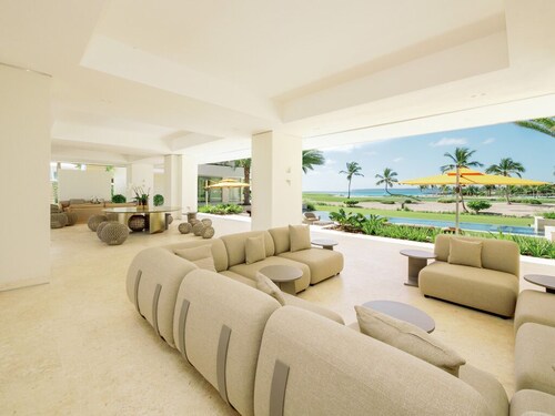 Shemesh Residence - Ocean & golf views with full staff at unique Cap Cana villa