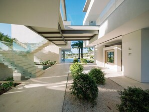 Property grounds - Shemesh Residence - Ocean & golf views with full staff at unique Cap Cana villa (Cap Cana)