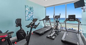 Fitness facility - Above the Waves Oceanfront (Panama City Beach)