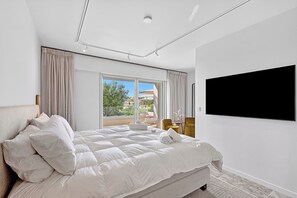 Free WiFi, bed sheets - Domaine De Cocagne N°2 - Pool & Sea View, Cagnes sur Mer, France (Cagnes sur Mer)