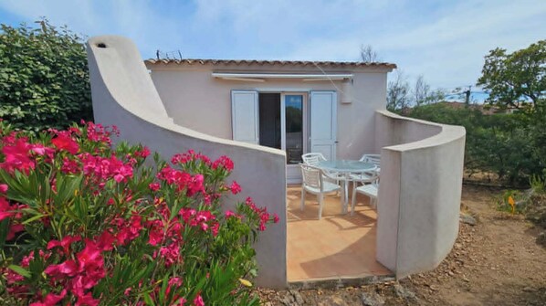 Outdoor dining - MINI Villa in Santa Giulia 4 (Porto-Vecchio)