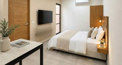 LOFT. 5 Next to CERACOM and 500 m from Plaza Crystal.