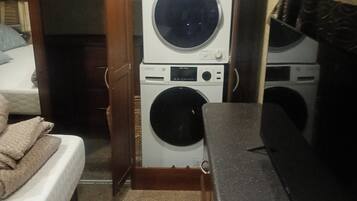1 dormitorio, wifi gratis, ropa de cama y accesible en silla de ruedas