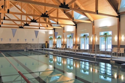 Quechee Club Condo: Newly updated, golf, tennis, pools, gym, hiking & more