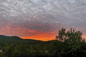 Miscellaneous - White Mountain Condo: close to ski, hiking, local attractions, dining & views (Bartlett)