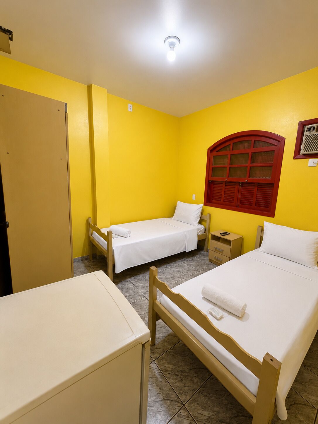Suite 17 | Free WiFi, bed sheets