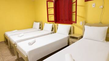 Suite 23 | Free WiFi, bed sheets