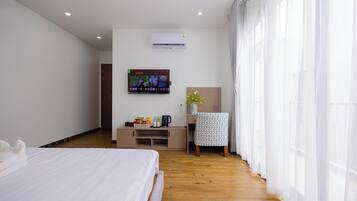 Superior Room, Balcony, Pool View | Desk, blackout curtains, free WiFi, bed sheets