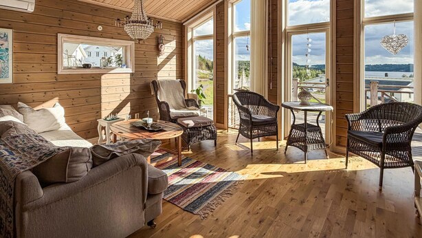Unclassified image, 1 of 19, button - Amazing home in Kil with lake view (Kil)