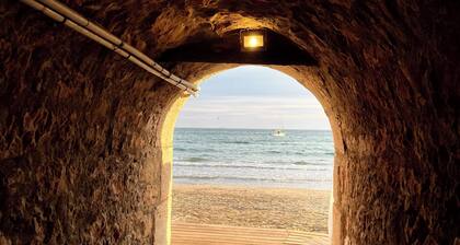 Pool studio with beach access
