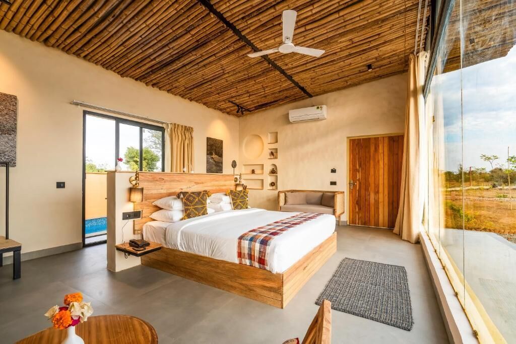 Chambre Double, piscine privée, vue montagne