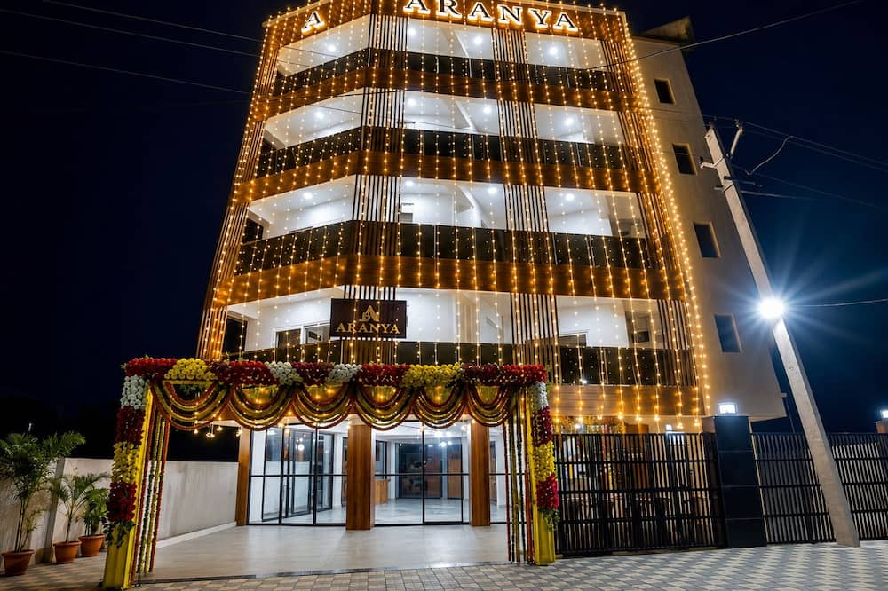 Hotel Aranya Residency