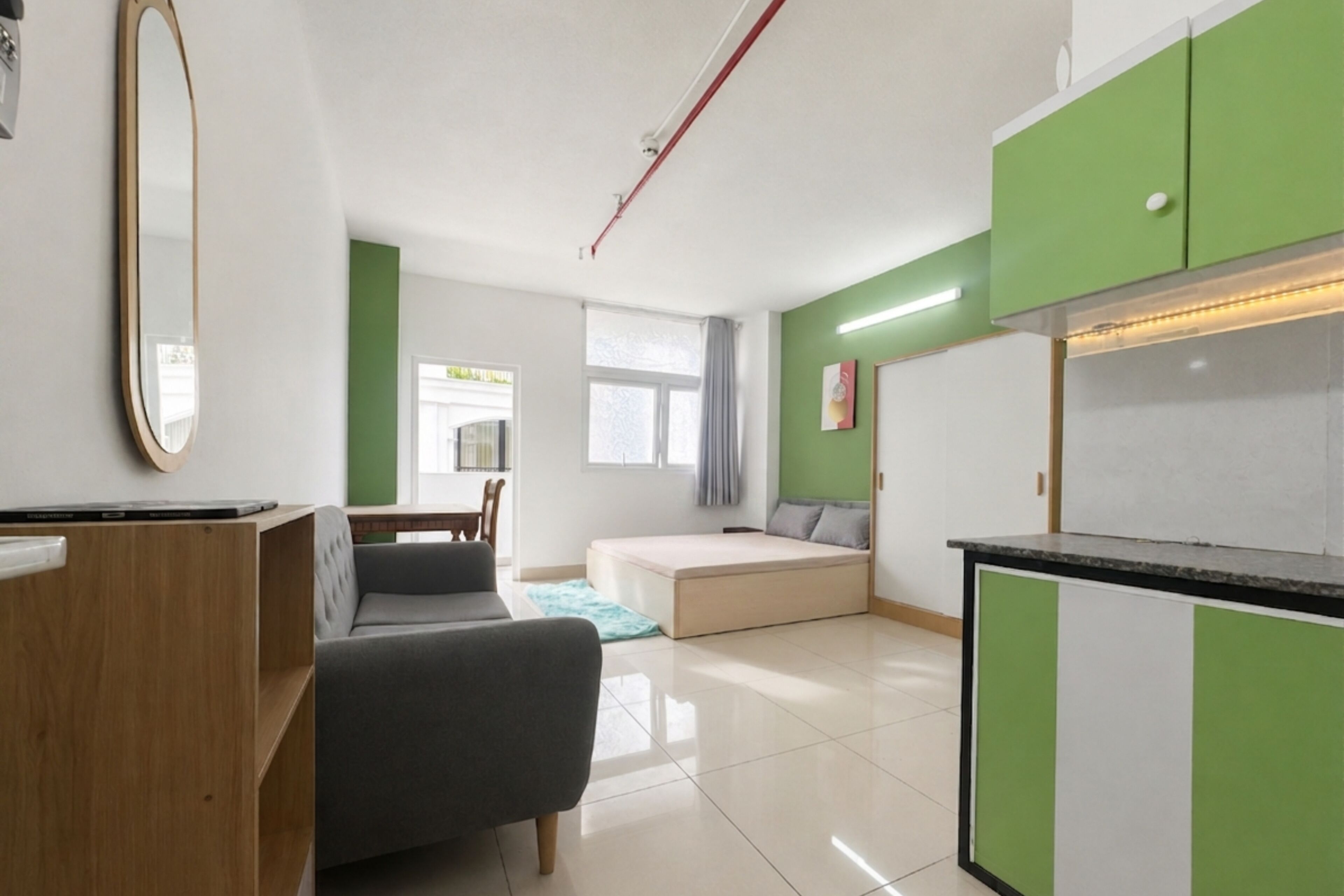 Studio, Balcony, City View | Interior