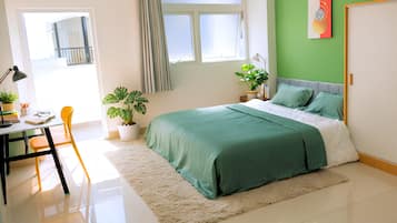 Studio, Balcony, City View | Desk, iron/ironing board, free WiFi, bed sheets