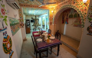 Restaurant - Suroth Mahal (Hindaun)