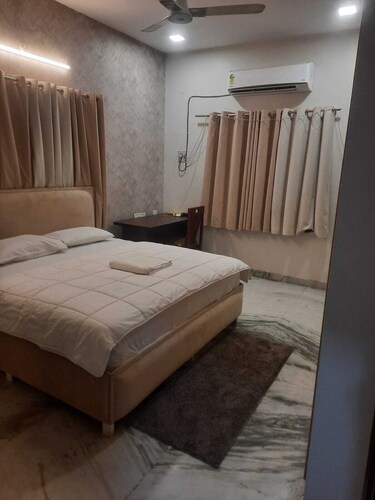 Skyry Hotels Alapakkam
