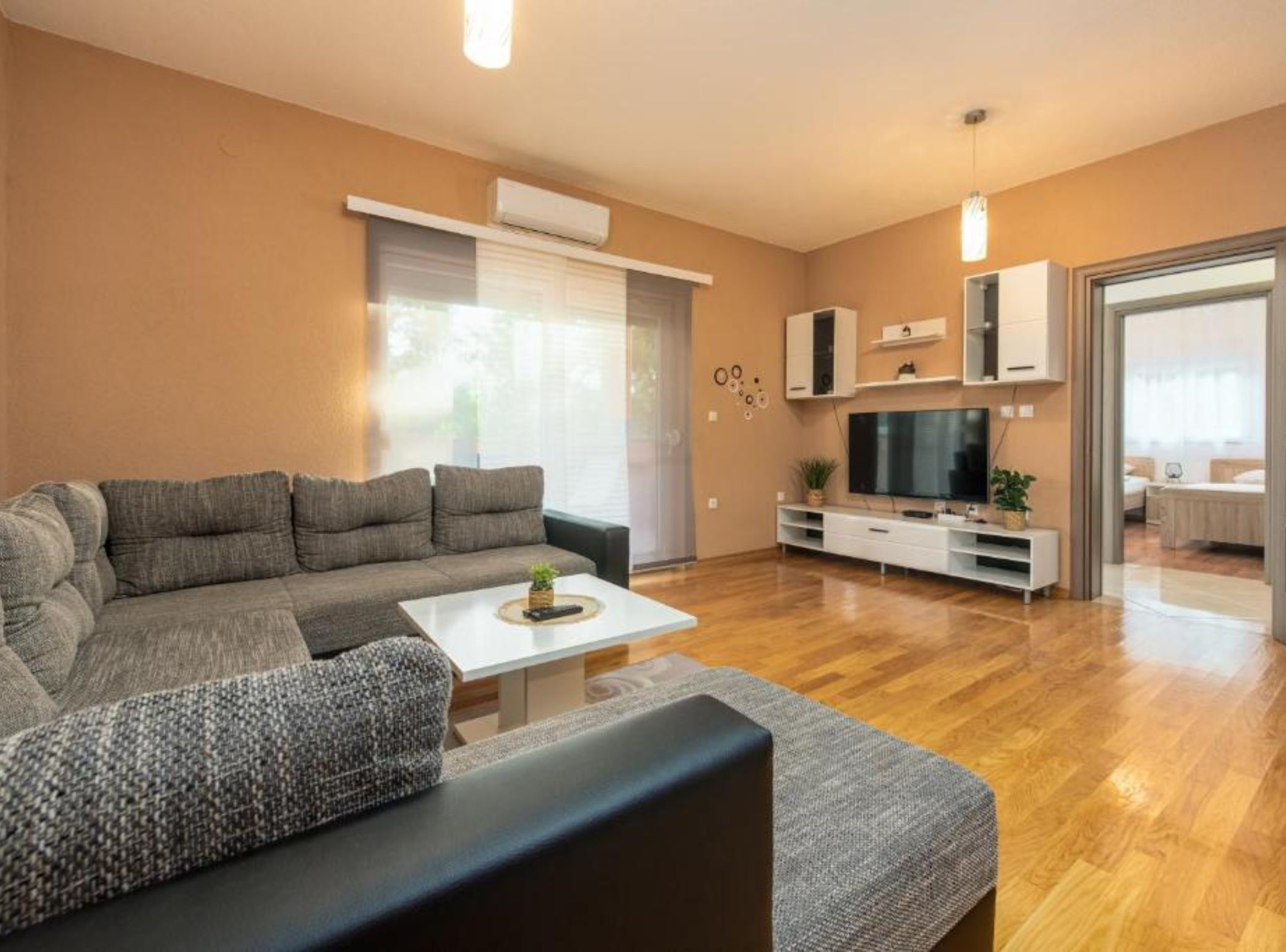 Apartment (Two Bedroom Apartment with Terrace) | Interior detail