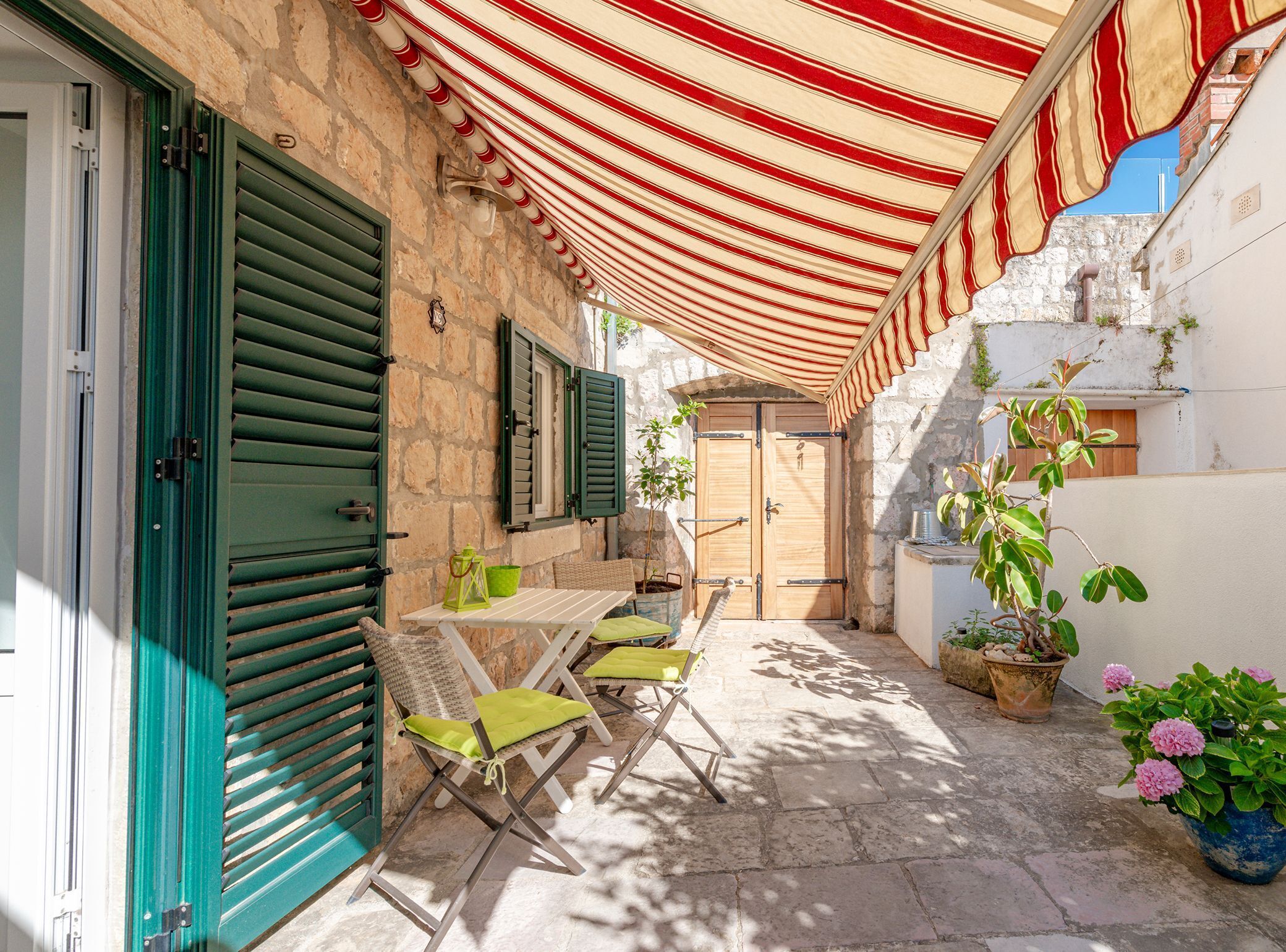 Villa (Villa Dabo with sea view) | Terrace/patio