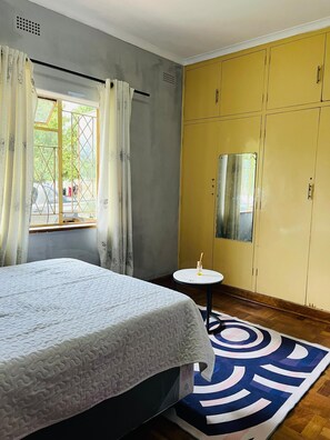 Habitación doble | Escritorio y wifi gratis 