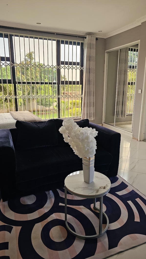 Double Room | Interior - Maphosa  (Harare)