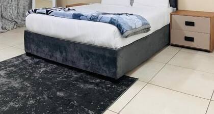 Airport Continental Guest House