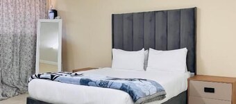 Airport Continental Guest House