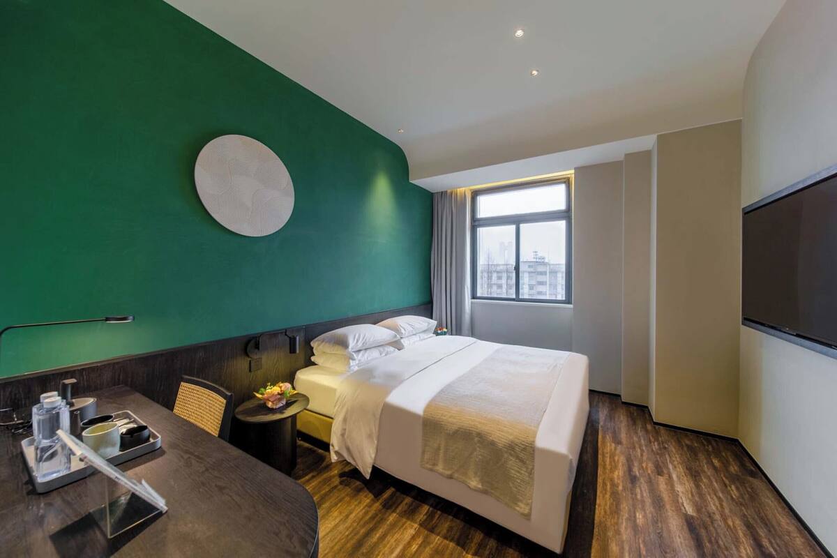 Classic Double Room | Down comforters, minibar, desk, laptop workspace