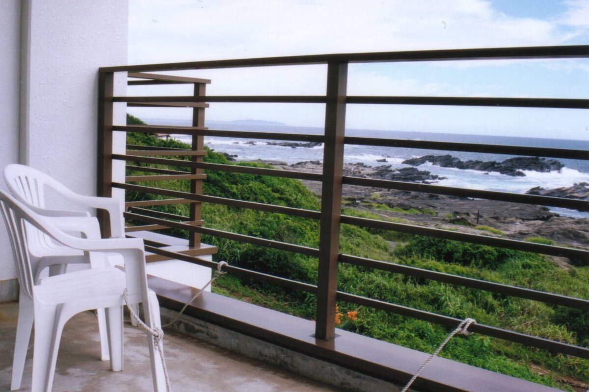 Triple Room, Ocean View | Interior