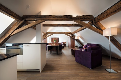 Hotel Gasthof zum Hecht - Welcome to Fehraltorf