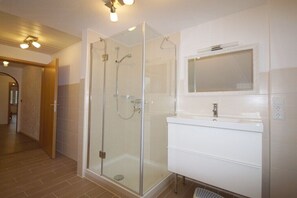 Bathroom - Holiday apartment with 2 bedrooms (Osteel)