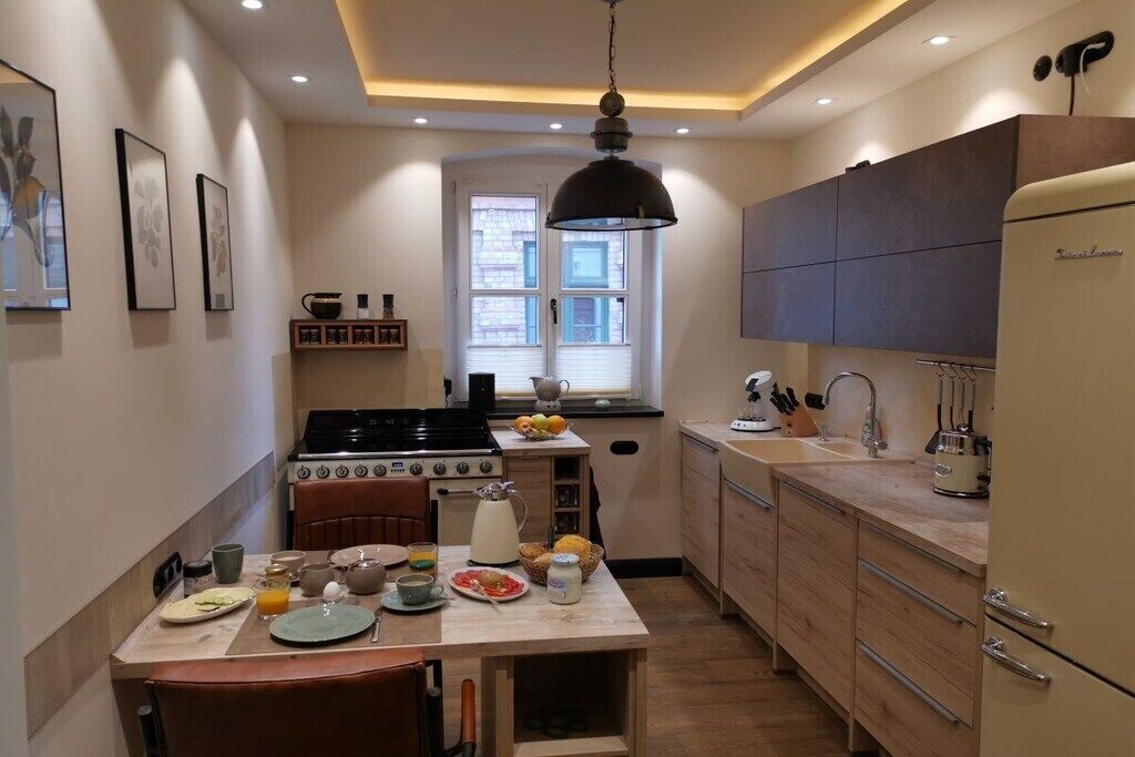 Kühlschrank, Ofen, Herdplatte, Geschirrspüler