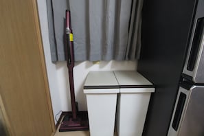 Interior - Great Location & Value! Cozy Shinjuku Stay - 5 min to Station & Kabukicho Tower4 (Kabuki Cho, Shinjuku Ku)