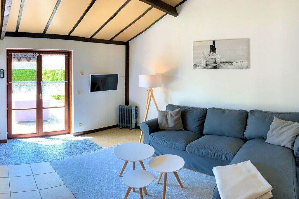 Smart-TV, DVD-Player, Stereoanlage