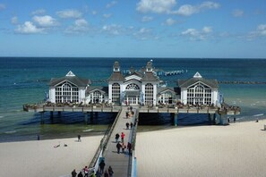Beach - Holiday apartment in Baabe with swimming pool (Baabe)