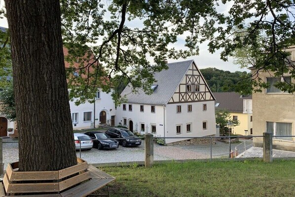 Esterni