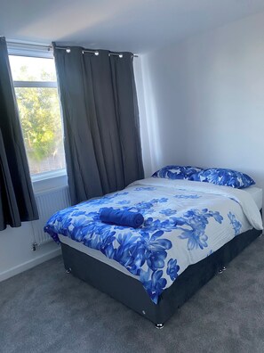 4 chambres, Wi-Fi gratuit, draps fournis
