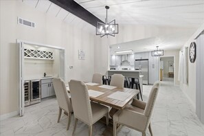 Dining - Updated 5 bedroom home w/pool in Talyors Landing (Beaumont)
