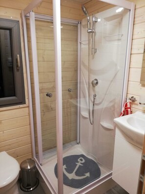 Bathroom - Vrbo Property (Werder (Havel))