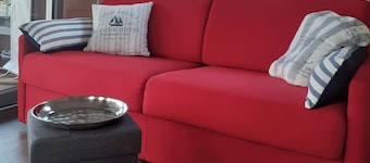 Dreamlike hours & magical moments on the Havel houseboat NautikHus