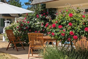 Outdoor dining - Haus Antje Am Dünenwald (Glowe)