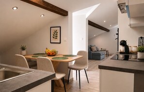Dining - Lovely apartment in Privlaka with house sea view (Privlaka)