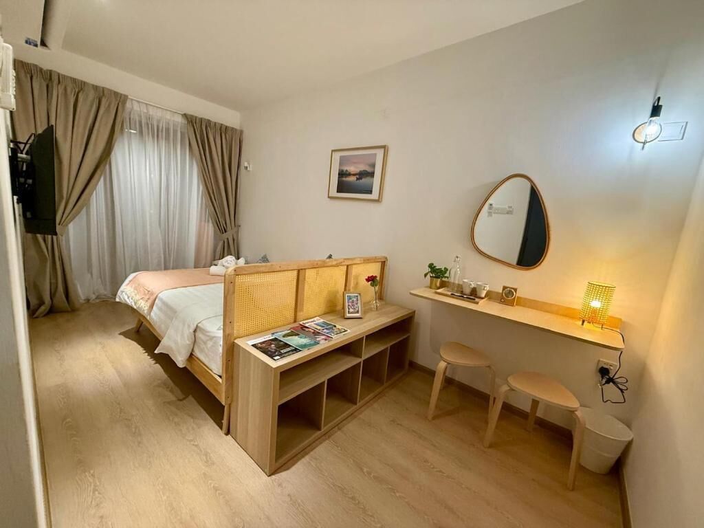 Double Room, 1 Queen Bed, Garden View | Blackout curtains, iron/ironing board, free WiFi, wheelchair access
