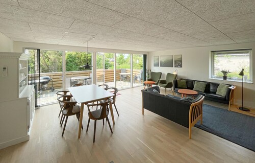 Nice home in Strøby with WiFi