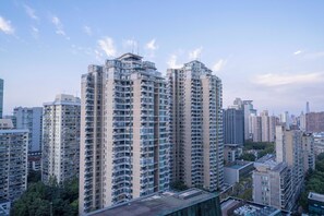 Apartamento superior, 2 quartos, para não fumantes, vista para a cidade | Fachada