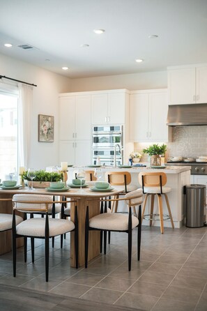 Dining - Modern 5BR Home/8 Beds/Spacious Retreat/Family/Biz (Hacienda Heights)